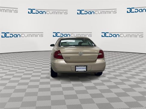 Used 2005 Buick LaCrosse CX image 7
