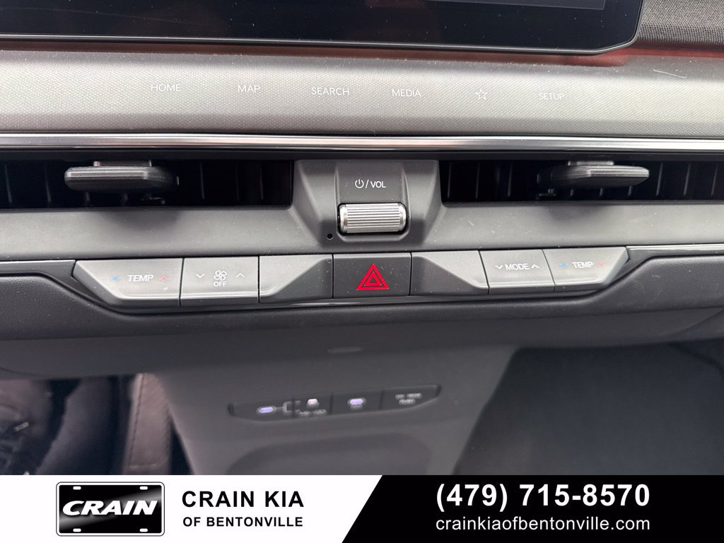 Certified 2024 Kia EV9 Land AWD/4WD image 28