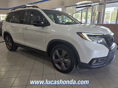 Used 2021 Honda Passport Touring image 3