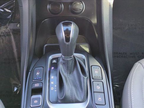 Used 2017 Hyundai Santa Fe Limited image 12