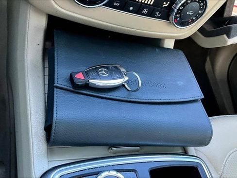 Used 2013 Mercedes-Benz ML 350 4MATIC image 32