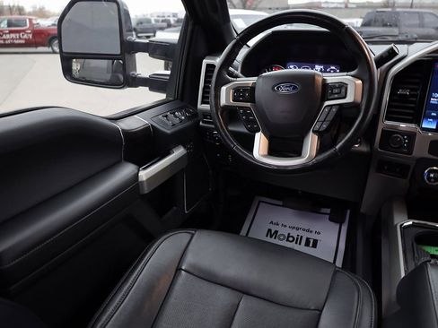 Used 2022 Ford F250 Lariat w/ Lariat Ultimate Package image 19