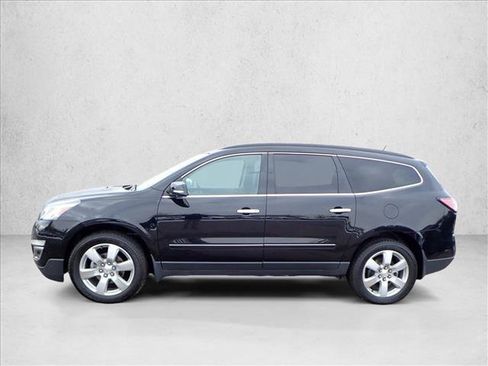 Used 2016 Chevrolet Traverse LTZ image 2