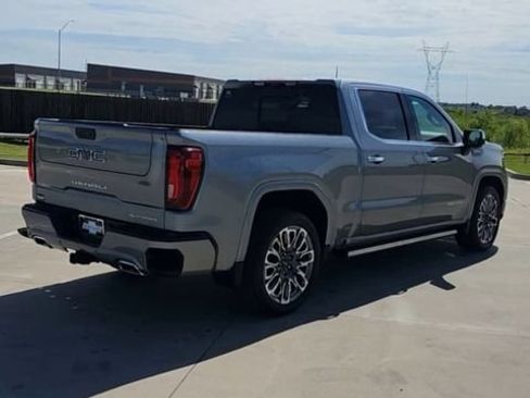 Used 2024 GMC Sierra 1500 Denali Ultimate AWD/4WD image 8