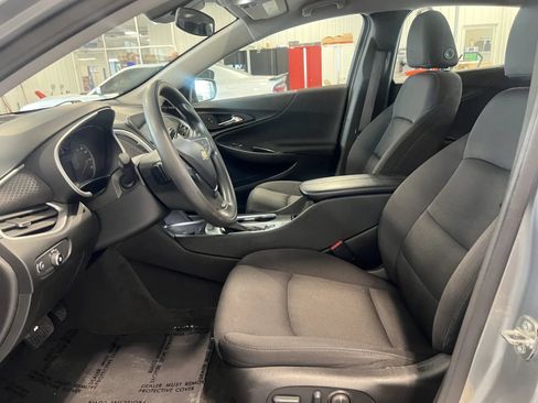 Used 2024 Chevrolet Malibu LT FWD image 10