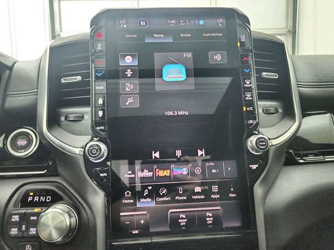 New 2026 RAM 1500 Laramie AWD/4WD image 23