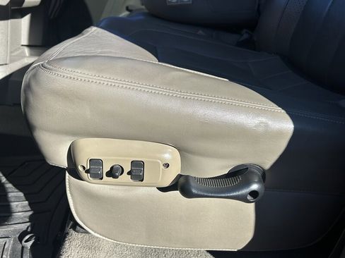 Used 2006 Dodge Ram 2500 Truck Laramie w/ Protection Group image 25