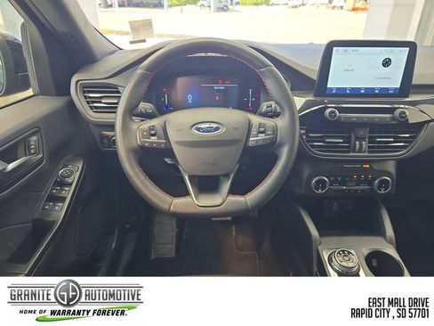 Used 2025 Ford Escape ST-Line Select AWD/4WD image 14
