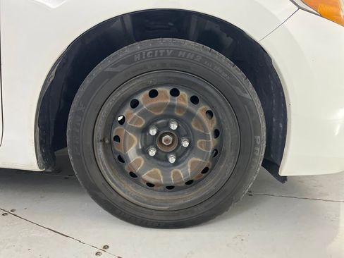 Used 2014 Honda Civic LX image 17