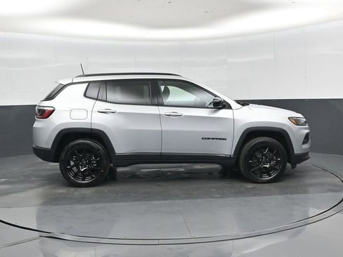 New 2026 Jeep Compass Latitude AWD/4WD image 2