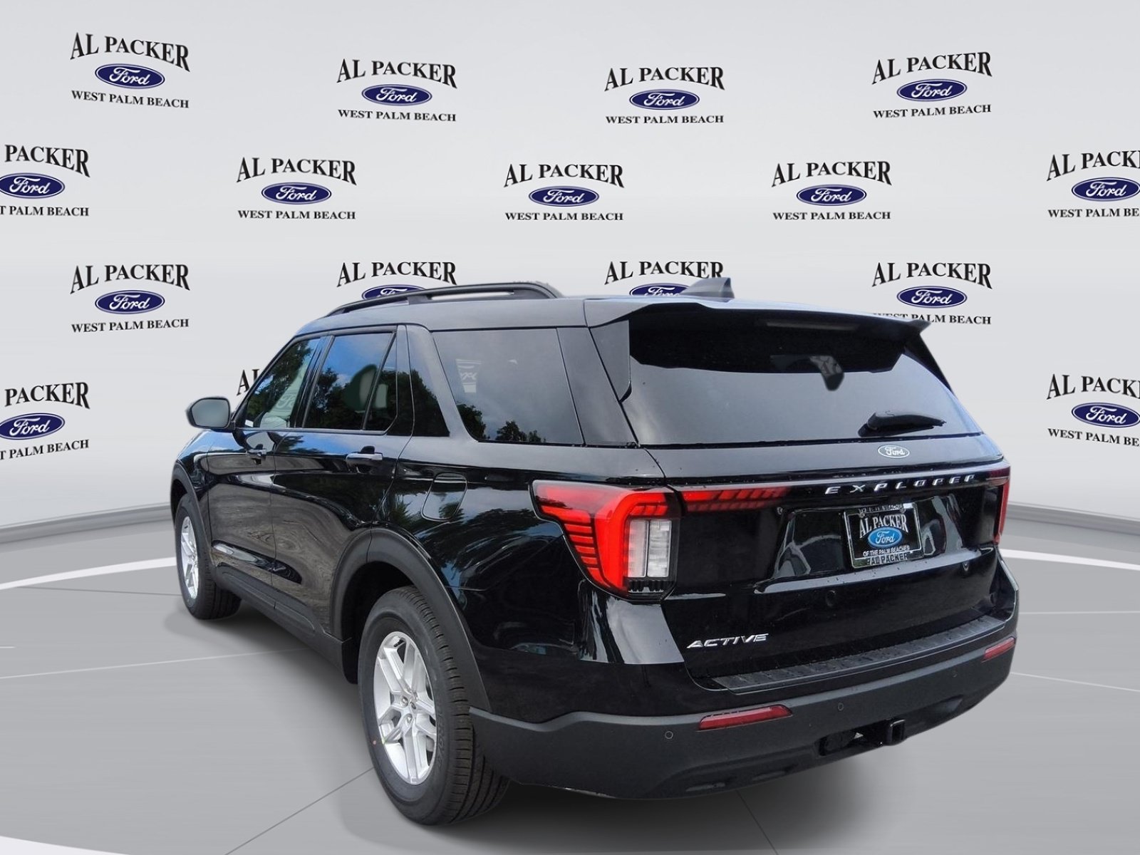 New 2027 Ford Explorer Active RWD image 3