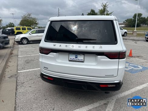 Used 2024 Jeep Wagoneer L Series II w/ Flexible Seating Group image 25