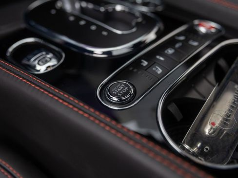 Used 2018 Bentley Flying Spur S V8 AWD/4WD image 36