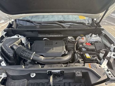 Used 2023 GMC Acadia SLT w/ Elevation Edition image 30