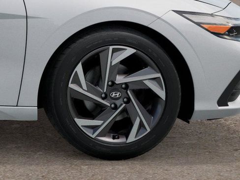 New 2025 Hyundai Elantra Sport image 8