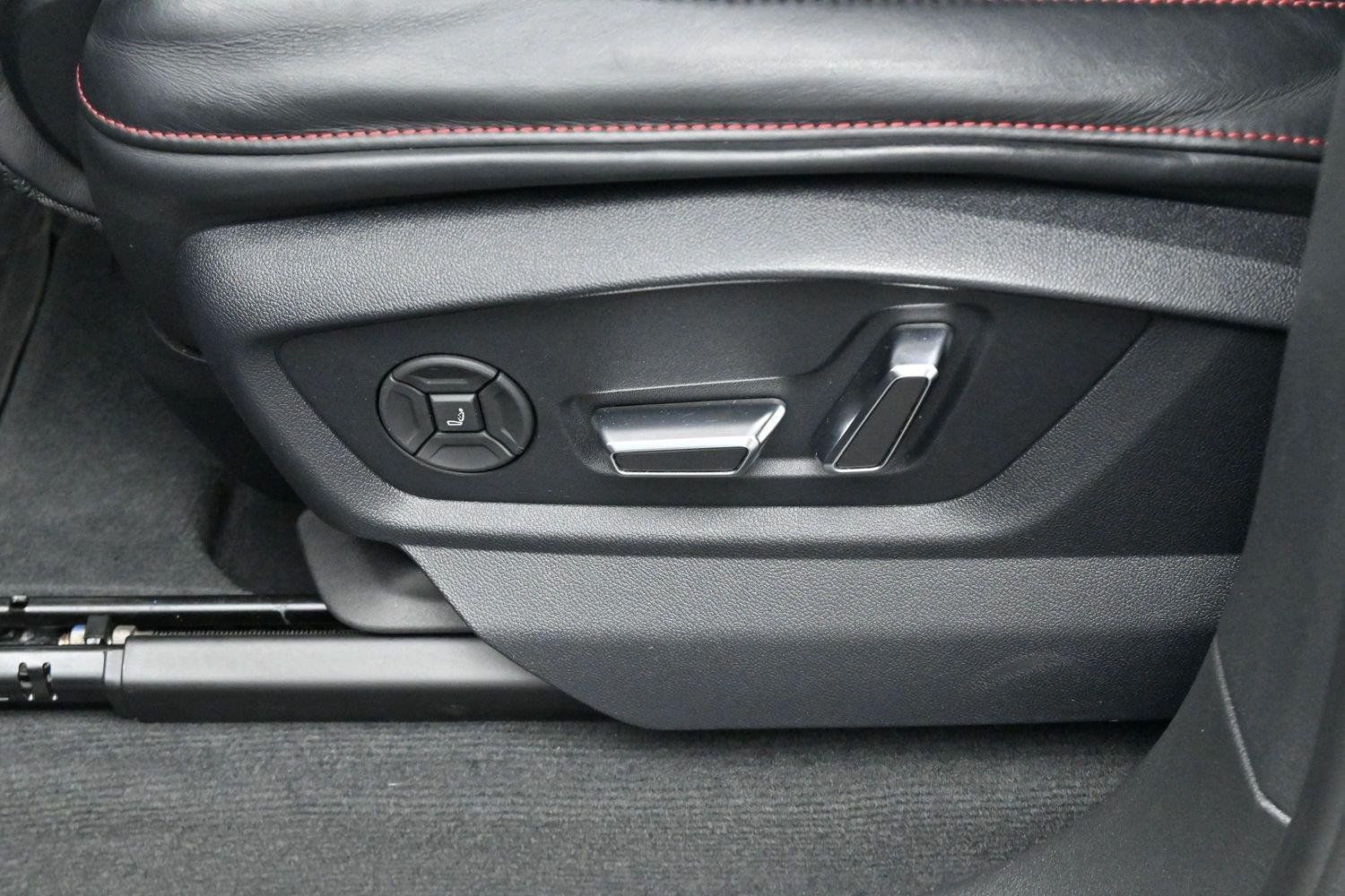 Used 2023 Audi RS Q8 w/ Executive Package AWD/4WD image 16