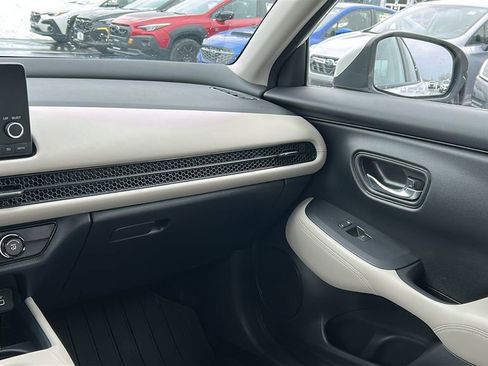 Used 2023 Honda HR-V LX image 25