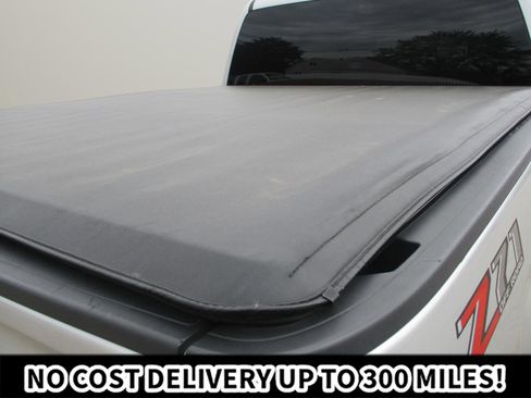 Used 2018 Chevrolet Silverado 1500 LT w/ All Star Edition AWD/4WD image 16
