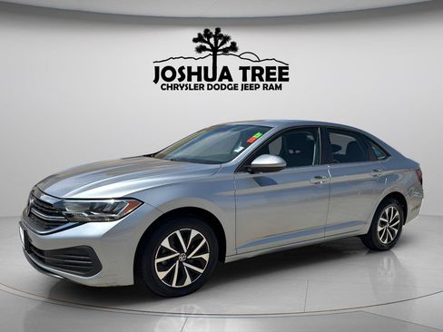 Used 2024 Volkswagen Jetta S FWD image 3