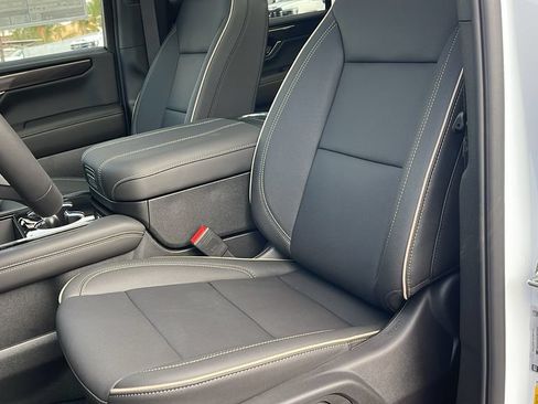 New 2026 GMC Yukon XL Elevation w/ Elevation Premium Package AWD/4WD image 12
