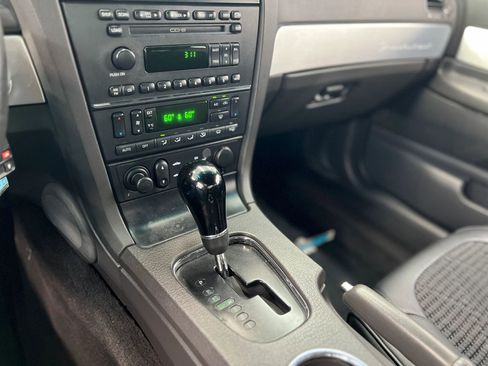 Used 2002 Ford Thunderbird image 16