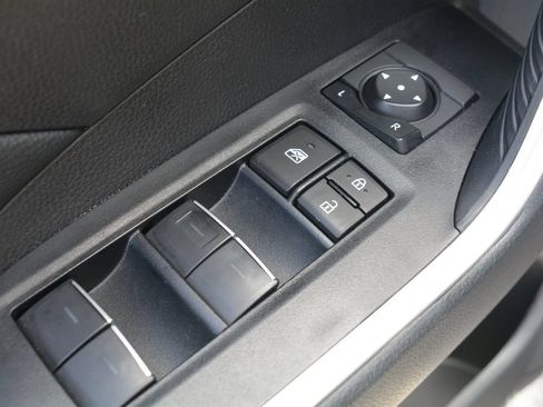 Used 2024 Toyota RAV4 XLE AWD/4WD image 8