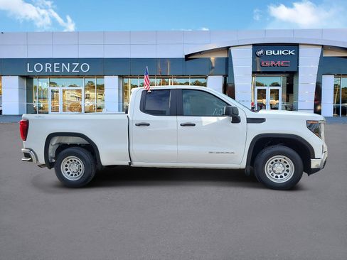 Used 2023 GMC Sierra 1500 Pro w/ Pro Value Package AWD/4WD image 4