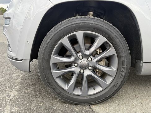 Used 2019 Jeep Grand Cherokee High Altitude image 11