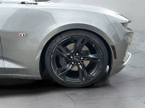 Used 2020 Chevrolet Camaro SS RWD image 30