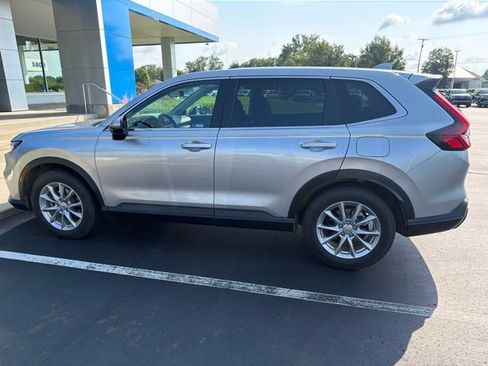 Used 2026 Honda CR-V EX image 3
