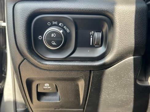 Used 2021 RAM 1500 Big Horn w/ Protection Group AWD/4WD image 6