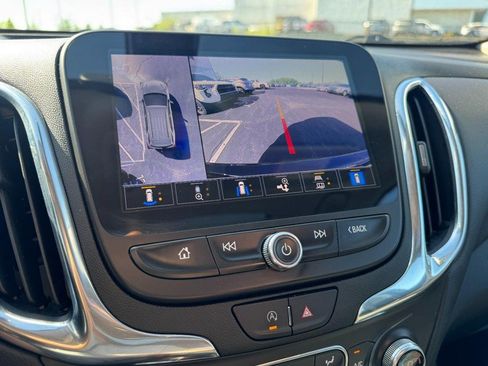 Used 2023 Chevrolet Equinox LT FWD image 21