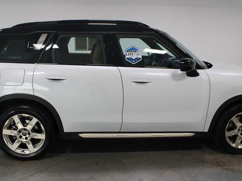 Used 2025 MINI Cooper Countryman S image 11