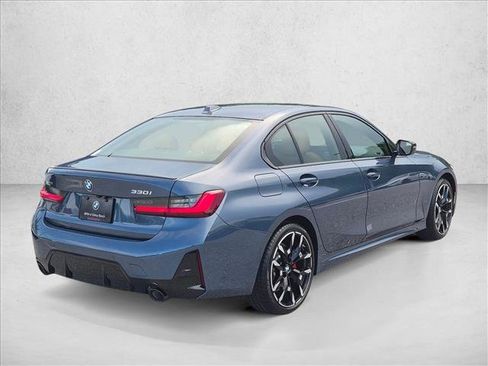 New 2026 BMW 330i xDrive Sedan w/ M Sport Package AWD/4WD image 2