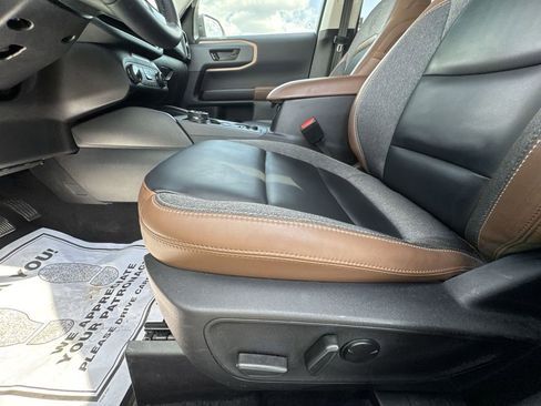 Used 2024 Ford Bronco Sport Outer Banks w/ Tech Package image 12