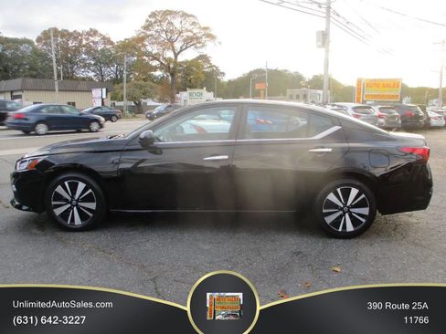 Used 2022 Nissan Altima 2.5 SV FWD image 4