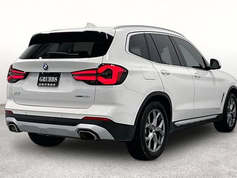 Used 2023 BMW X3 xDrive30i w/ Premium Package AWD/4WD image 2