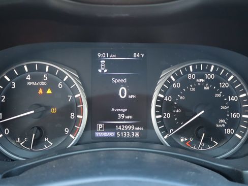 Used 2018 INFINITI Q50 Luxe w/ Essential Package (3.0T Luxe) AWD/4WD image 10