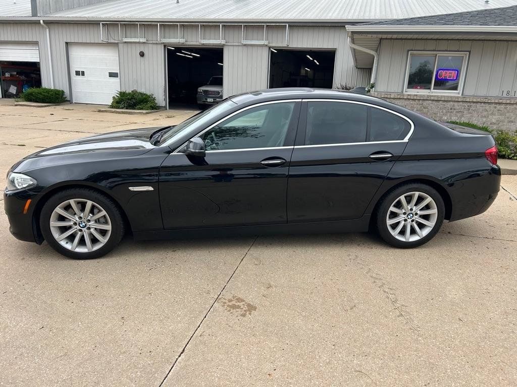 Used 2015 BMW 535i xDrive Sedan AWD/4WD image 2