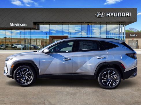New 2026 Hyundai Tucson Limited AWD/4WD image 2