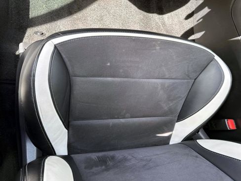 Used 2018 INFINITI QX30 Sport w/ Cargo Package image 9