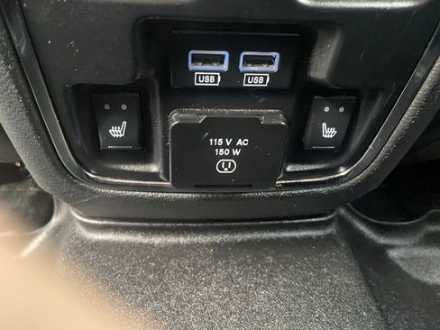 Used 2015 Jeep Grand Cherokee Limited image 22