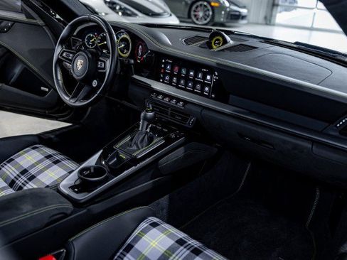 Used 2023 Porsche 911 GT3 image 36