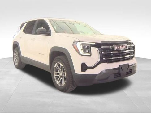 Used 2025 GMC Terrain Elevation image 3