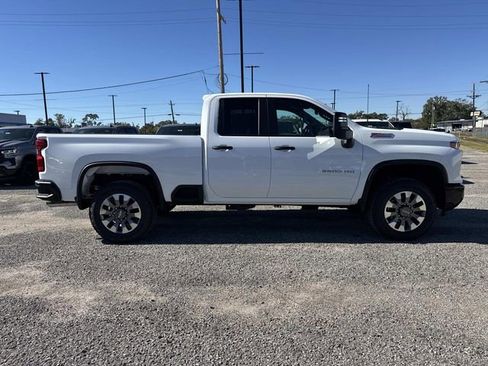 New 2026 Chevrolet Silverado 2500 Custom w/ Custom Value Package image 6