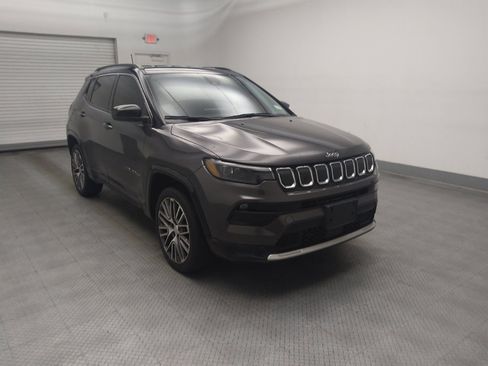 Used 2022 Jeep Compass Limited w/ Elite Group AWD/4WD image 13