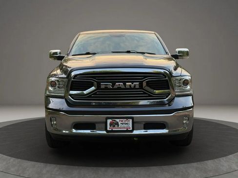 Used 2019 RAM 1500 Laramie AWD/4WD image 6