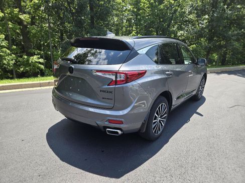 Used 2025 Acura RDX SH-AWD w/ Advance Package image 3