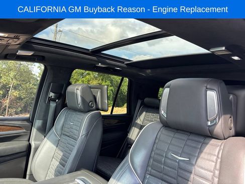 Used 2023 Cadillac Escalade Sport Platinum w/ LPO, ONYX Package AWD/4WD image 10