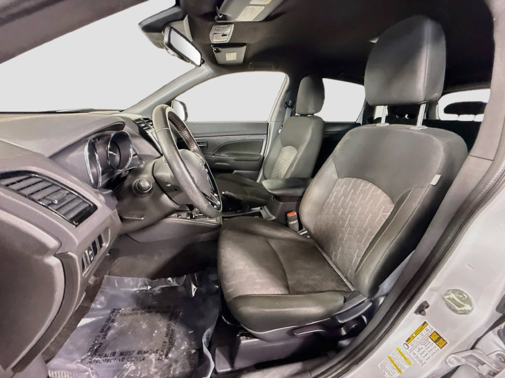 Used 2024 Mitsubishi Outlander Sport AWD image 20